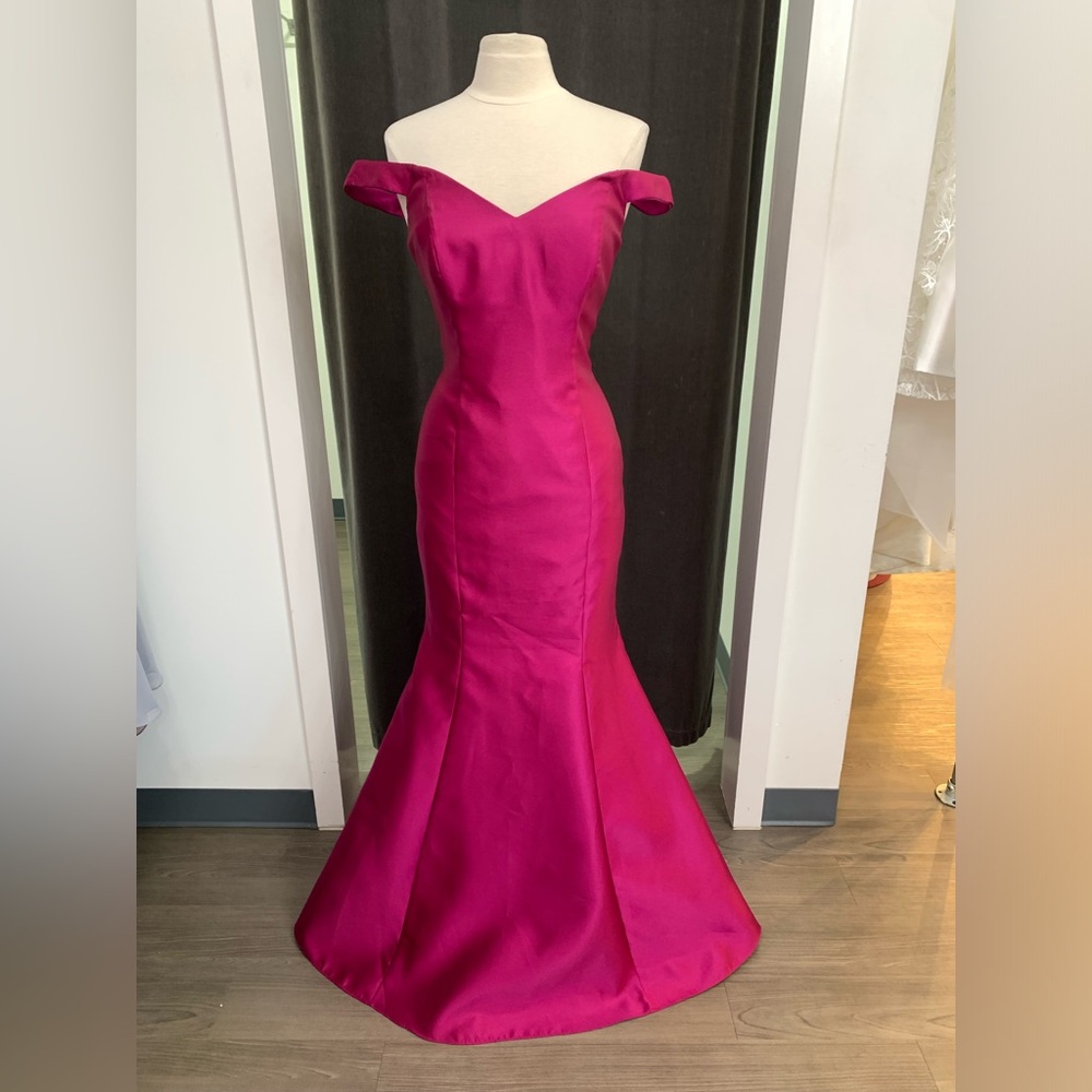 Lazaro Kate 32300 Mikado Gown
